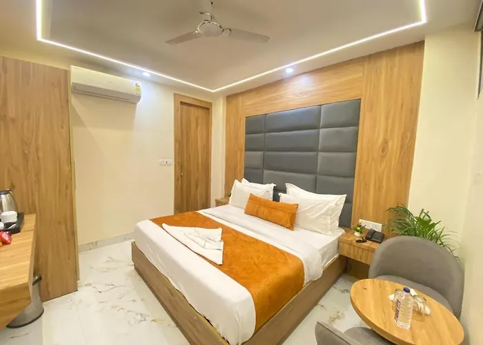 Luxe Shalimaar